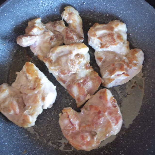 Creamy Pan Fried Tarragon Chicken French Recipe SoCook