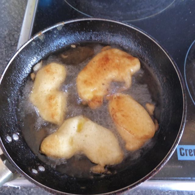 Chinese Pineapple Fritters with Toffee Sauce Dessert Recipe SoCook