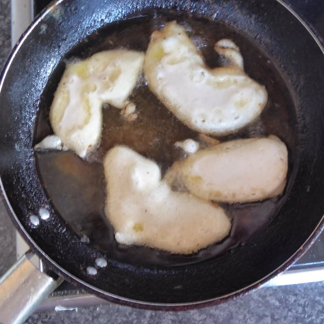 Chinese Pineapple Fritters with Toffee Sauce Dessert Recipe SoCook