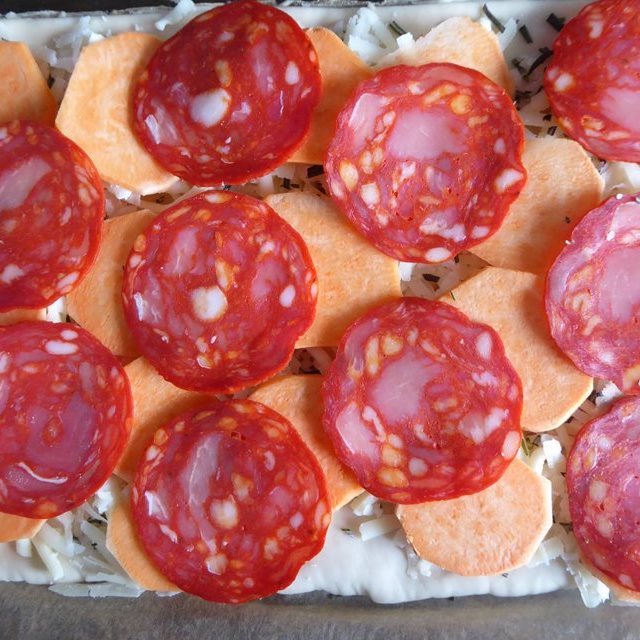 Spanish Chorizo and Manchego Pizza Recipe SoCook