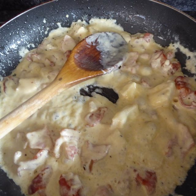 Creamy Pea, Bacon and Brie Pasta Recipe SoCook