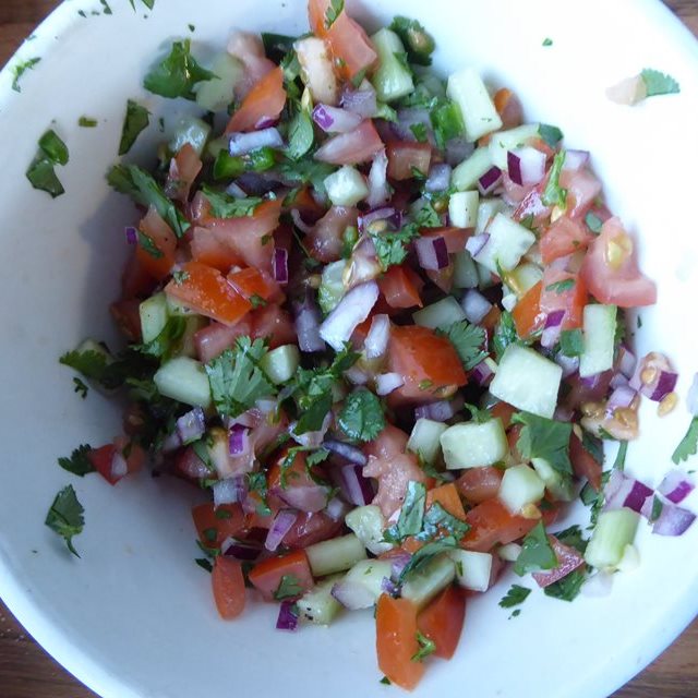 Garlic Steak Fajitas with Lettuce & Avocado Salad | Recipe | SoCook
