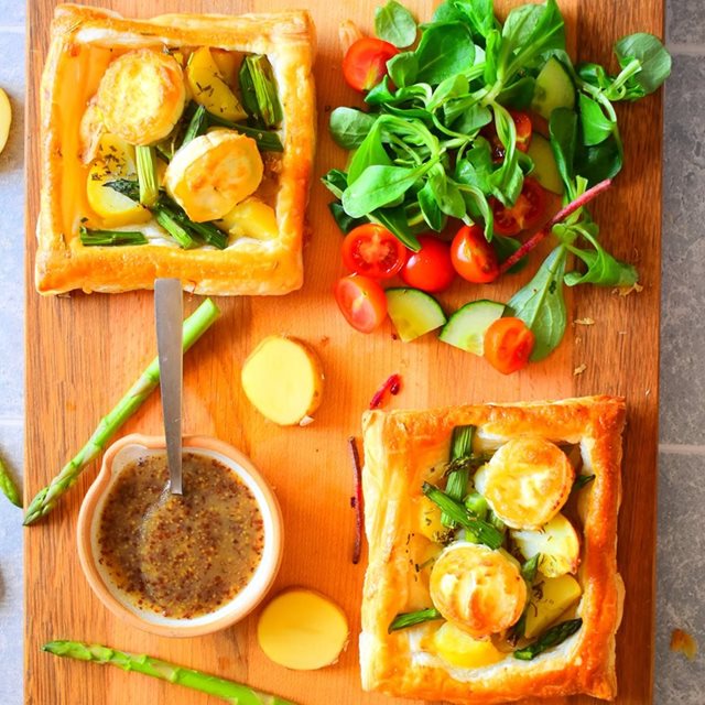Asparagus puff pastry tart with goats cheese Recipe SoCook