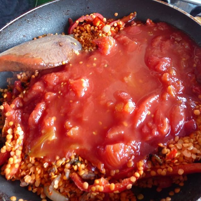 Red Lentil Chilli Con Carne with Rice Recipe SoCook