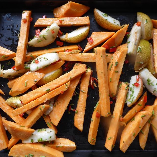 Sweet Potato, Courgette, Hazelnuts and Pear Salad Recipe SoCook