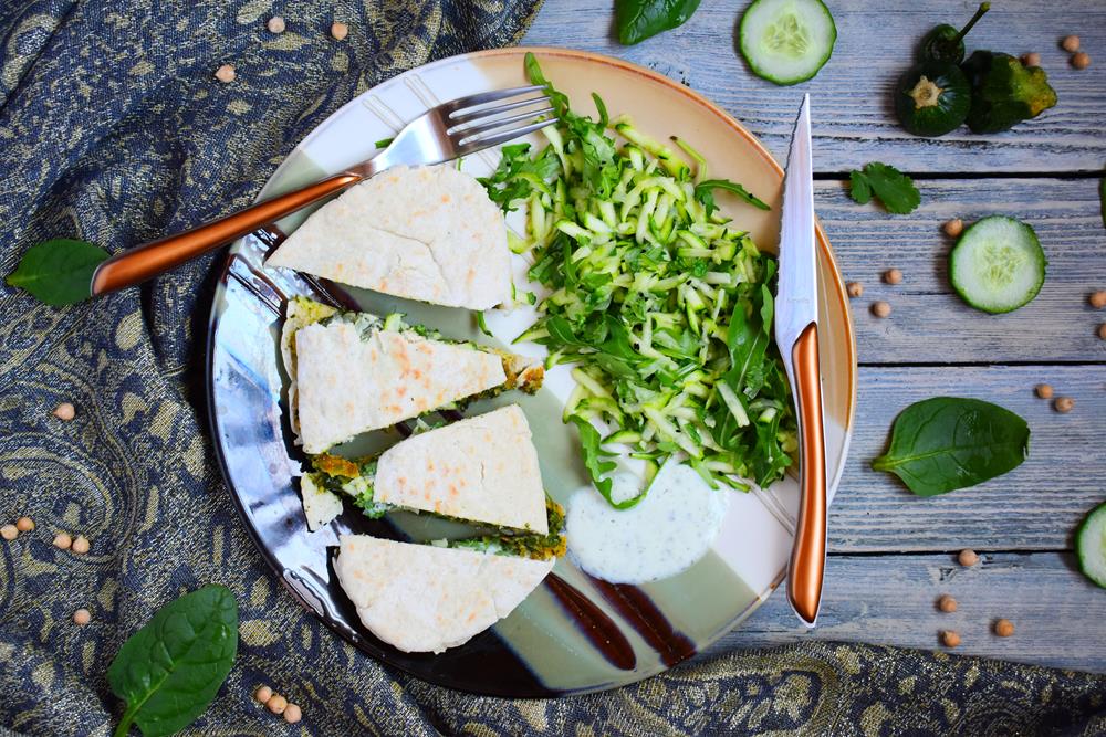 Spinach and Chickpea Burgers in Pittas (Veggie Burger Recipe) | SoCook